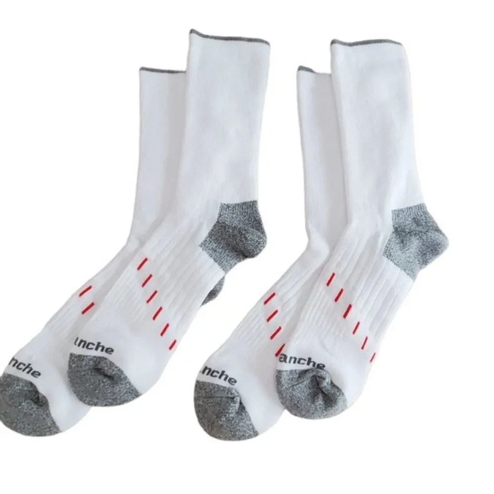 NWOT 2 Pair Avalanche Men's Socks White Grey